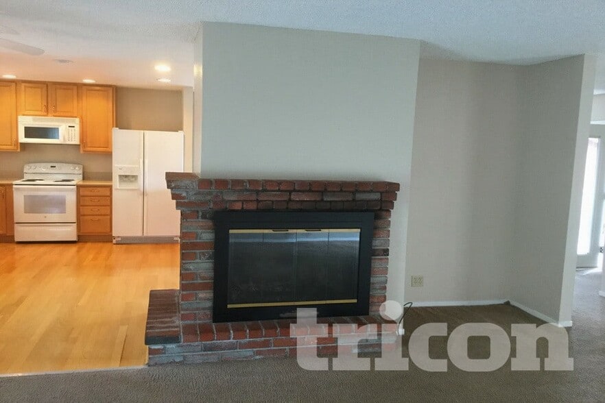 Building Photo - 3740 Boulder Ct