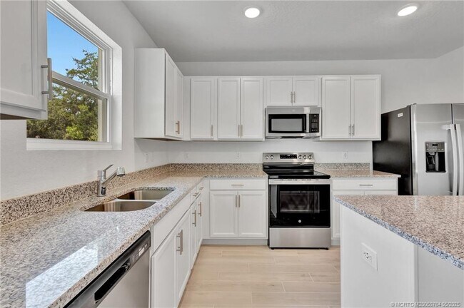 Building Photo - 4993 Armina Pl