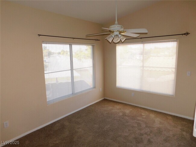 Primary Photo - 4970 Black Bear Rd