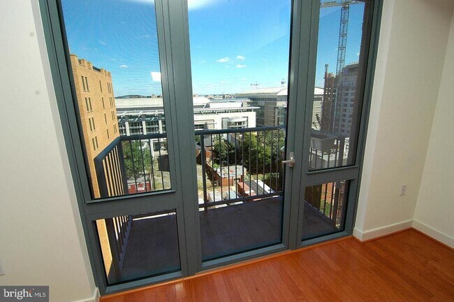 Building Photo - 1117 10th St NW