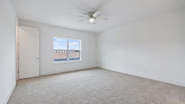 Building Photo - AMAZING Brand New Construction