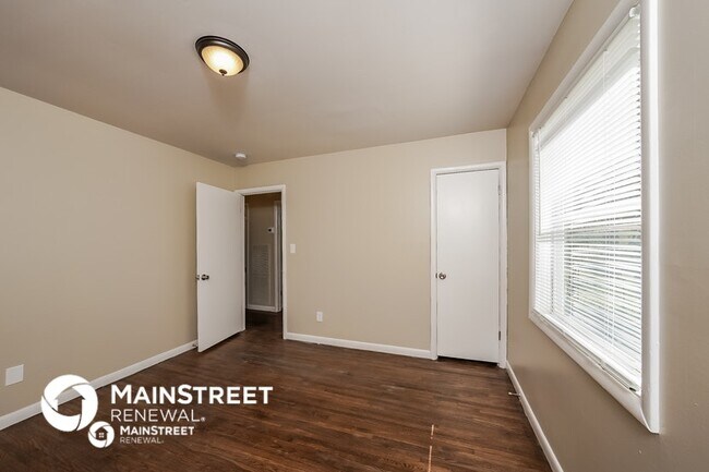 Building Photo - 9765 Virginianna Dr