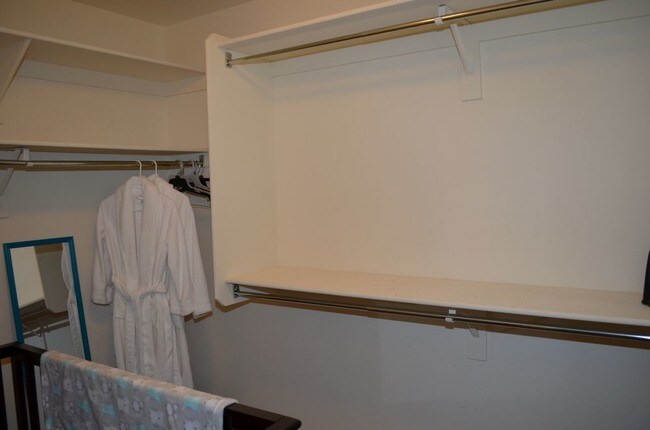 Building Photo - Fully Furnished
