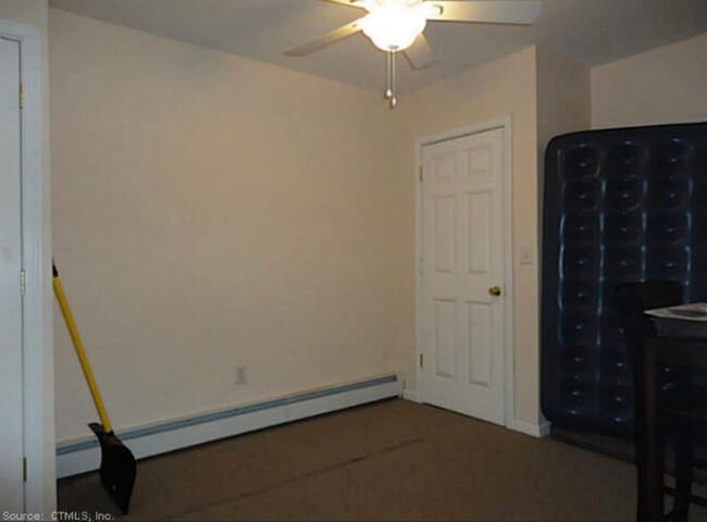 Building Photo - 205 Adams St