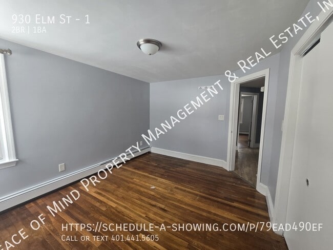 Building Photo - 930 Elm St