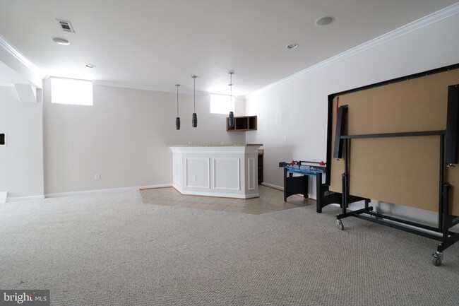 Building Photo - 42576 Legacy Park Dr