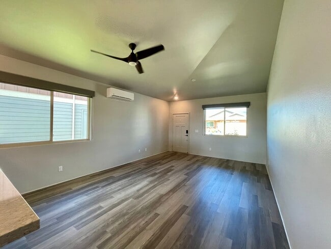 Building Photo - Home for Rent in Hoopili (Lehua) 4 BED/2.5 BATH + Garage!