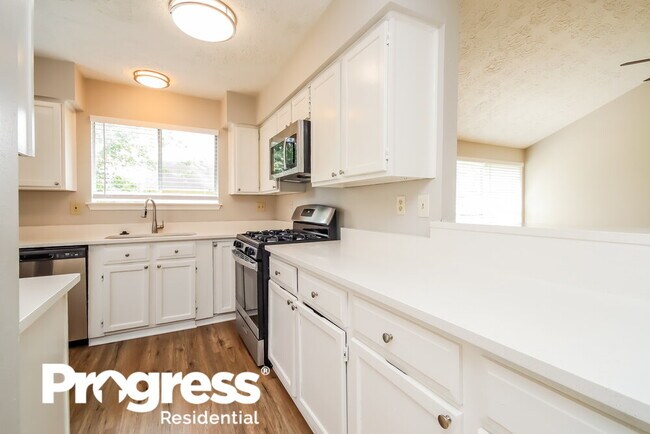 Building Photo - 723 Brookford Dr