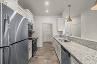 Building Photo - Brand new town home in Iron Horse!!