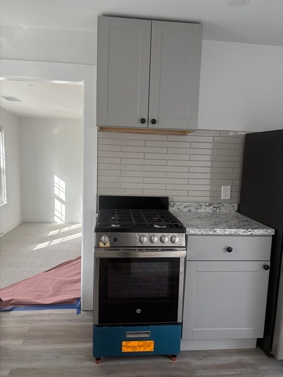 Building Photo - 34 Walnut St