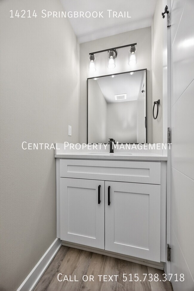 Building Photo - 14214 Springbrook Trl