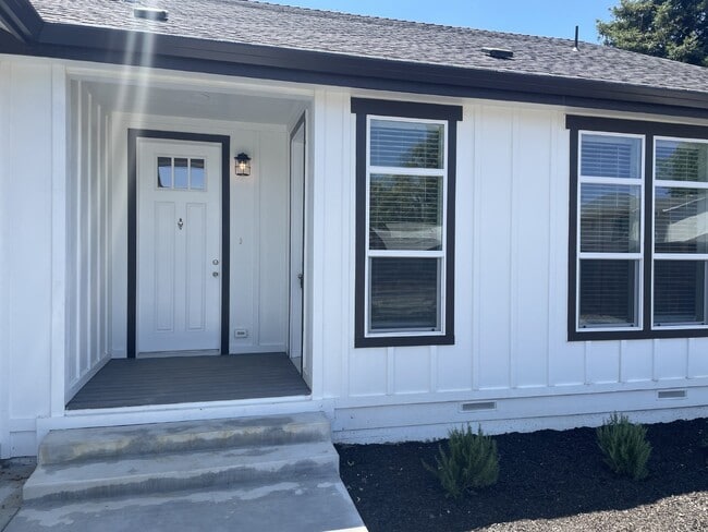 Building Photo - 1705 Berrywood Dr