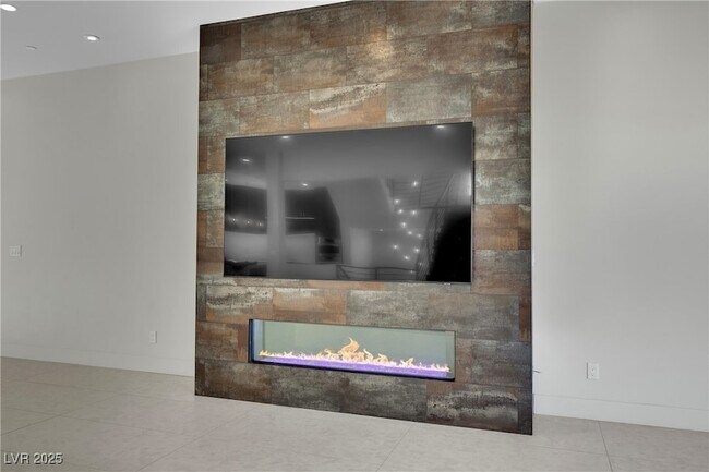 Building Photo - 378 Tranquil Peak Ct
