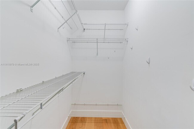 Building Photo - 4301 NW 6th Ave