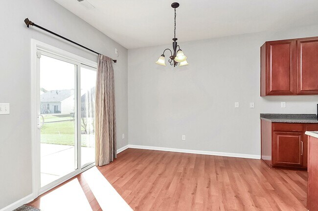 Building Photo - Well Maintained Ranch for RENT