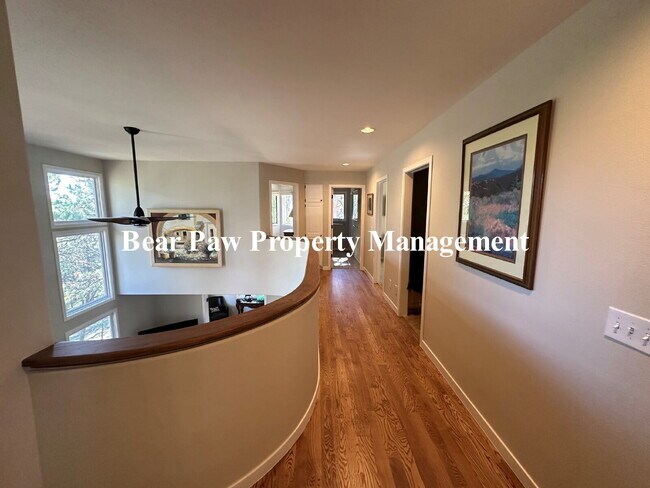 Building Photo - New Lower Price on this Magnificent Home in The Ridge!!