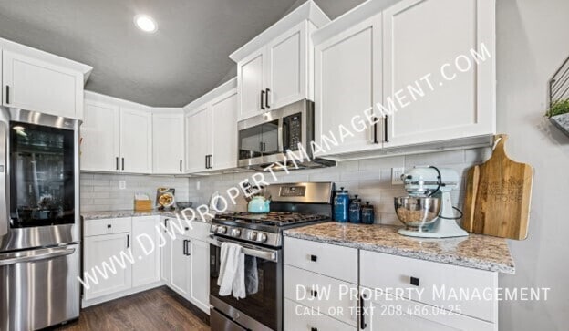 Building Photo - 7528 W Itasco Dr