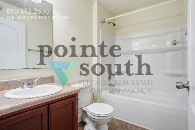 Building Photo - 8105 Nalo Creek Loop