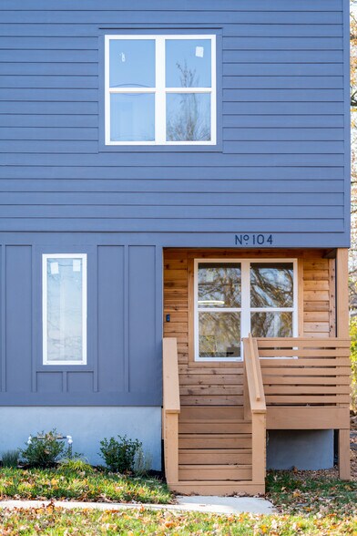 Building Photo - 1410 Duncan Ave