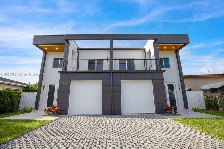 Primary Photo - 3431 SW 16th Ter