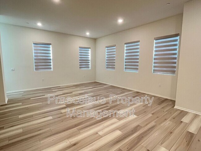 Building Photo - 1475 Suwerte Ave