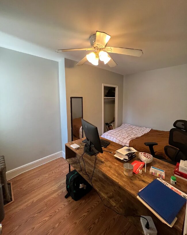 Building Photo - 4 Bedroom House For Rent In Manayunk
