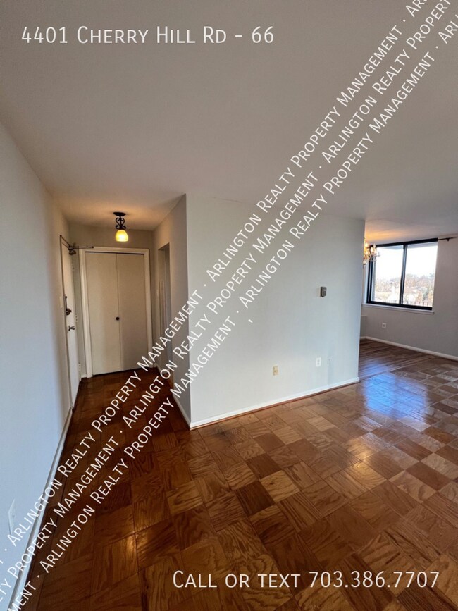 Building Photo - 4401 Cherry Hill Rd