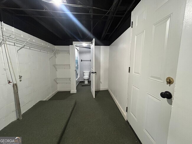 Building Photo - 36 Mitchell St