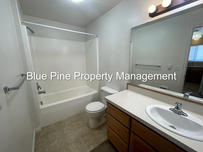 Building Photo - 3156 Chasewood Dr