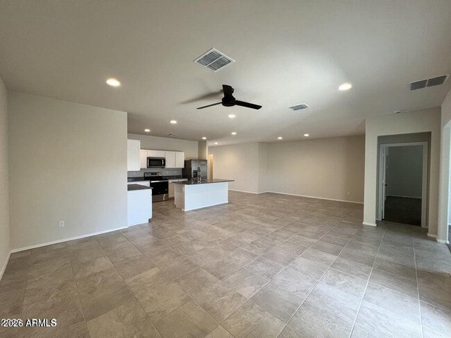 Building Photo - 3449 Encanto St