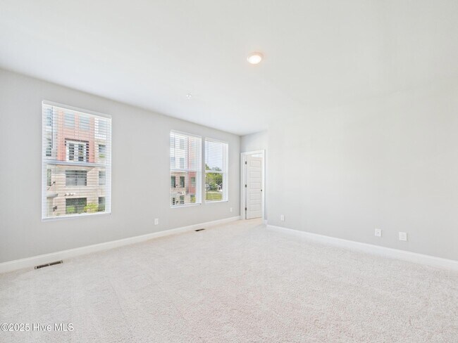 Building Photo - 1251 Shaw View Aly