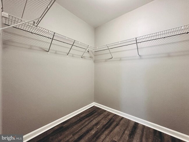 Building Photo - 106 Notions Ct