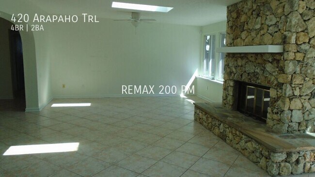 Building Photo - 420 Arapaho Trail