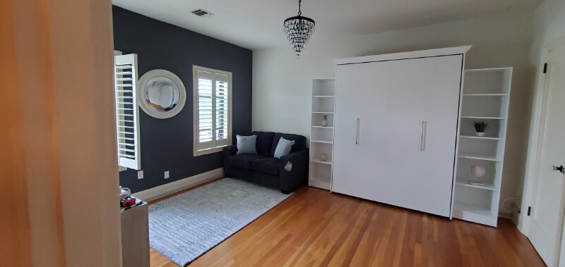 Building Photo - 1700 Webb St