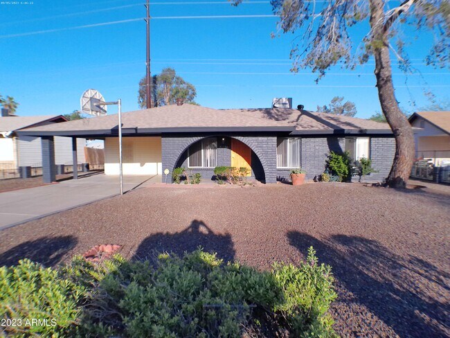 Primary Photo - 5226 N 71st Ave