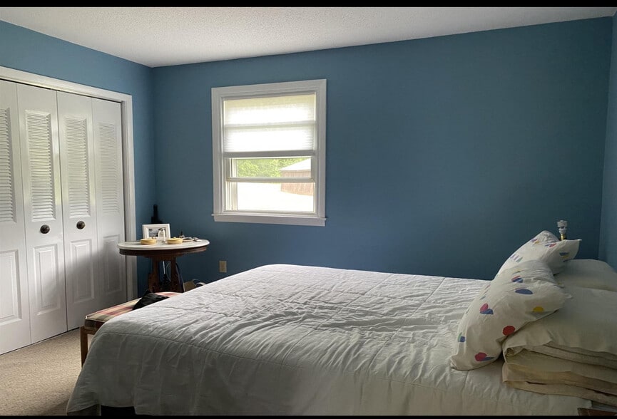 Building Photo - 708 Butternut Hill Rd