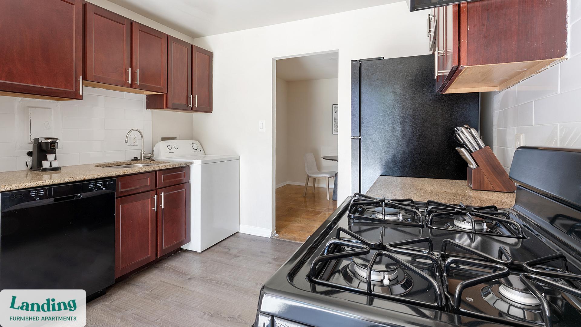 Building Photo - 6220 Springhill Dr