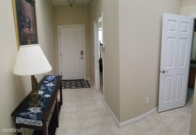 Building Photo - 2 br, 2 bath Condo - 2711 Rutledge Court