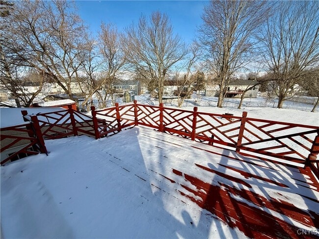 Building Photo - 8497 Chinkapin Cir