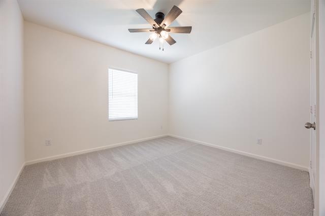 Building Photo - 5953 Sahara Dr