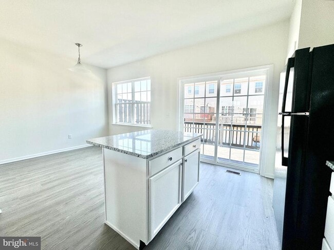 Building Photo - 43 Tyndall Trl
