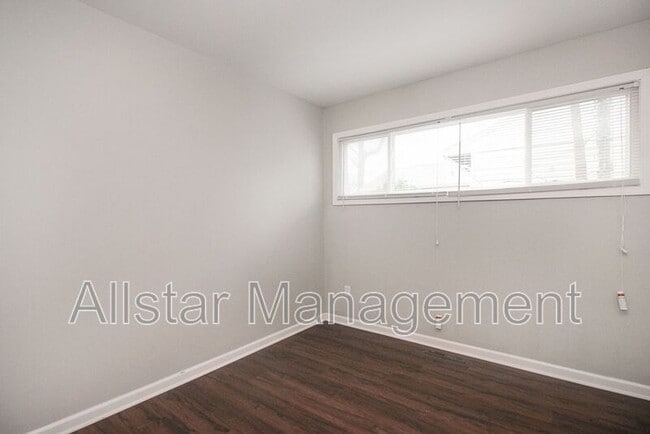 Building Photo - 6393 Springwood Rd