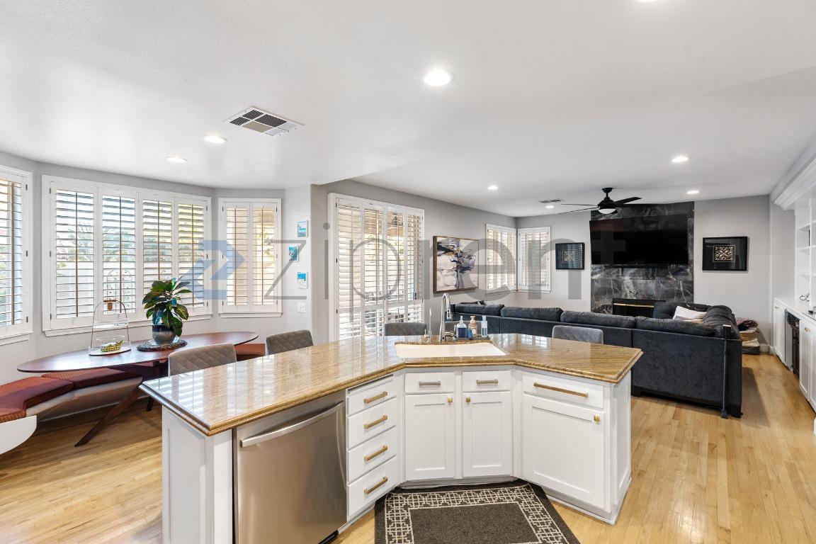 Building Photo - 9420 Greenham Cir