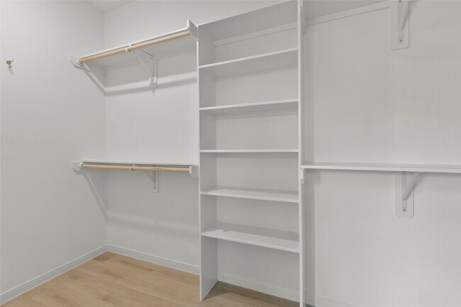 Building Photo - 1266 Oakmont Bnd Dr