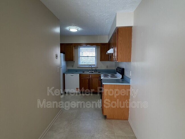 Building Photo - 700 Rife Rd