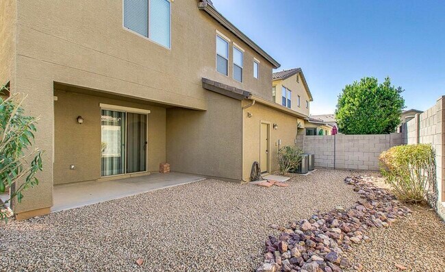 Building Photo - 14582 W Port Royale Ln