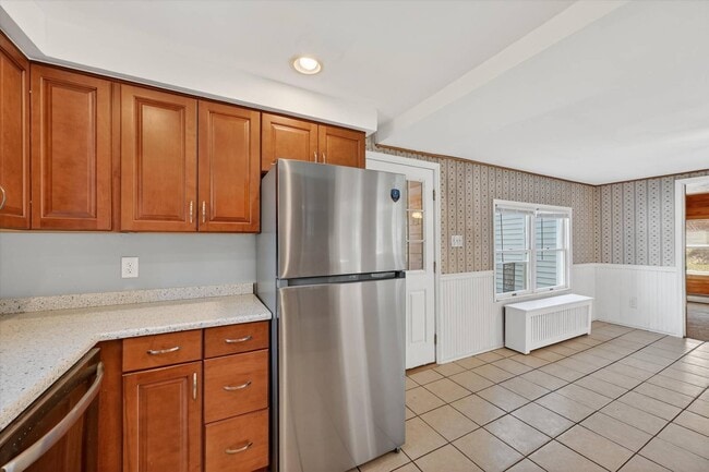 Building Photo - 29 Ridge Rd