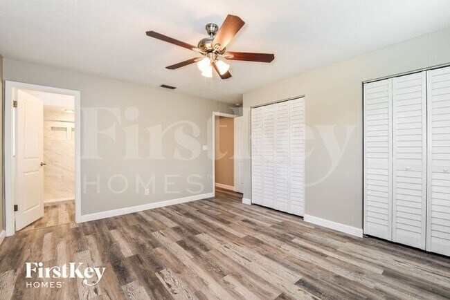 Building Photo - 4419 N Gulf Cir