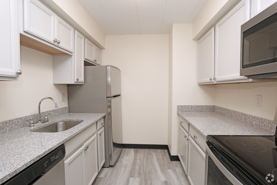 Updated 1-Bedroom - Thorn Run Apartments