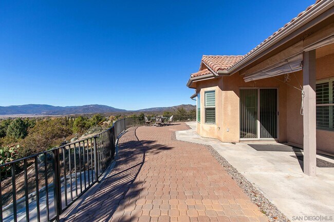 Building Photo - 32153 Cerrada del Coyote